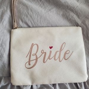 Bride clutch